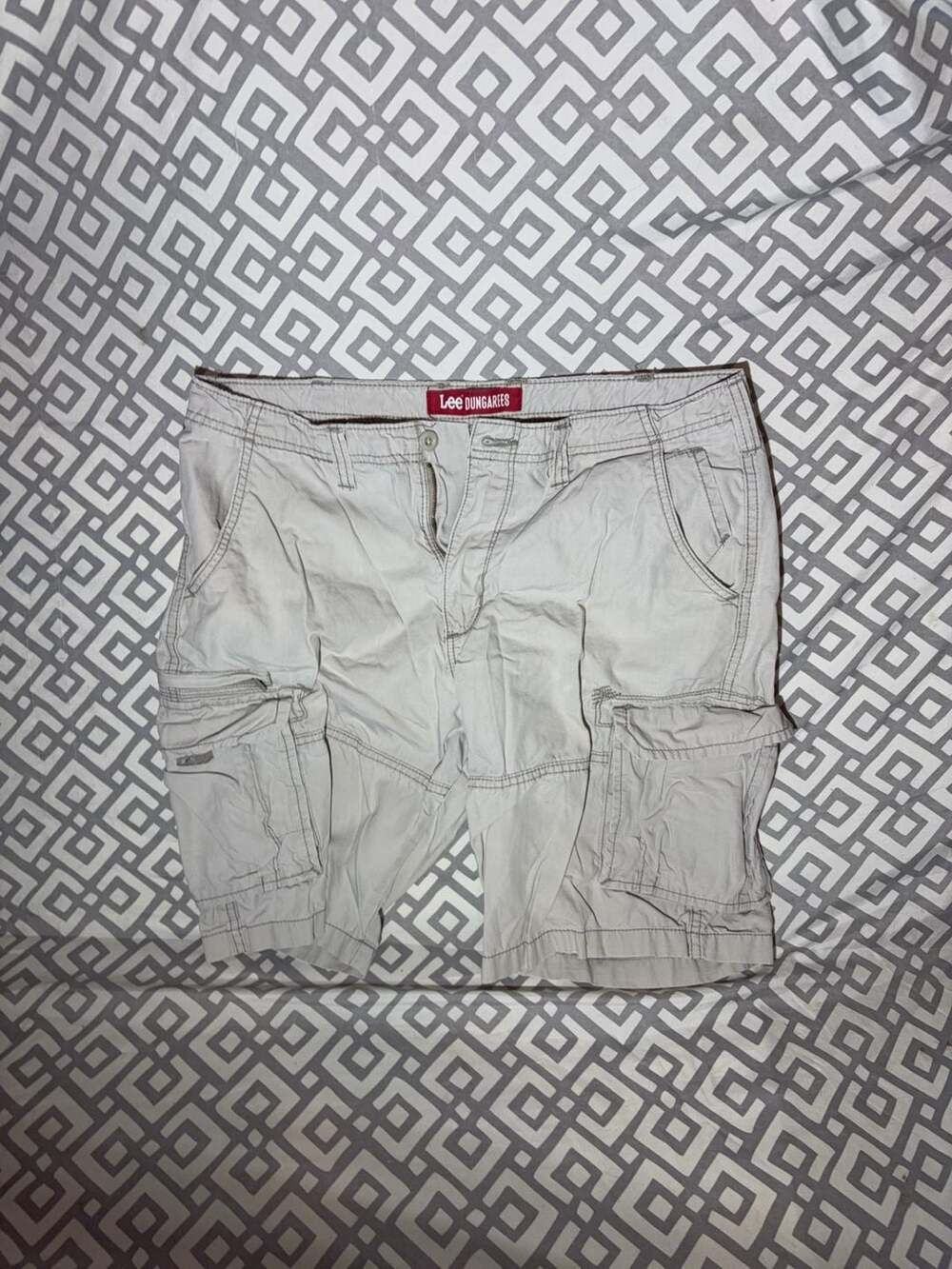 Lee Dungarees Men's Beige Cargo Shorts